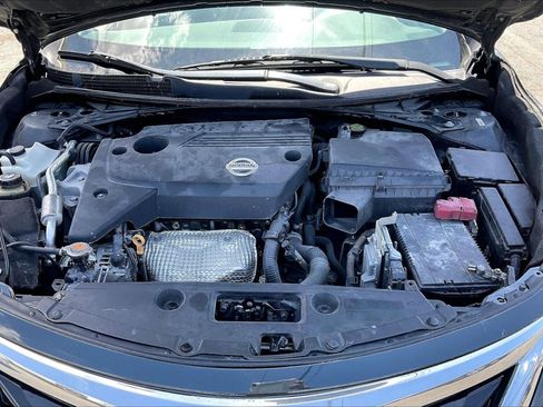 Used 2015 Nissan Altima 2.5 S w/ Power Driver Seat Package FWD image 10