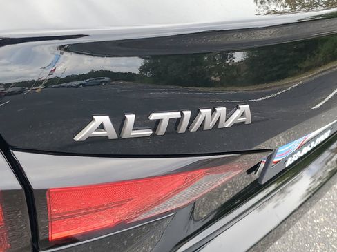 Used 2024 Nissan Altima 2.5 SV image 27