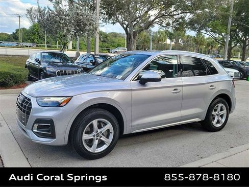 Certified 2023 Audi Q5 Premium w/ Convenience Package image 4