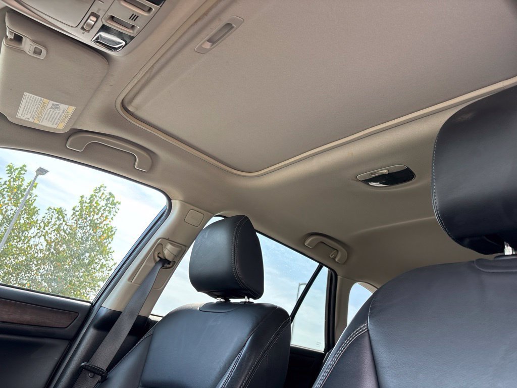 Used 2018 Subaru Outback 2.5i Limited AWD/4WD image 12