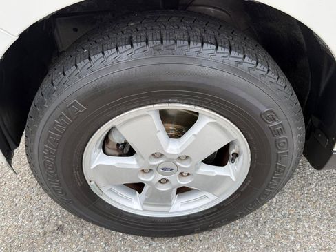 Used 2012 Ford Escape XLS image 38