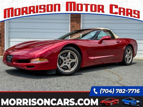 Used 1999 Chevrolet Corvette Convertible w/ Memory Pkg RWD image 1