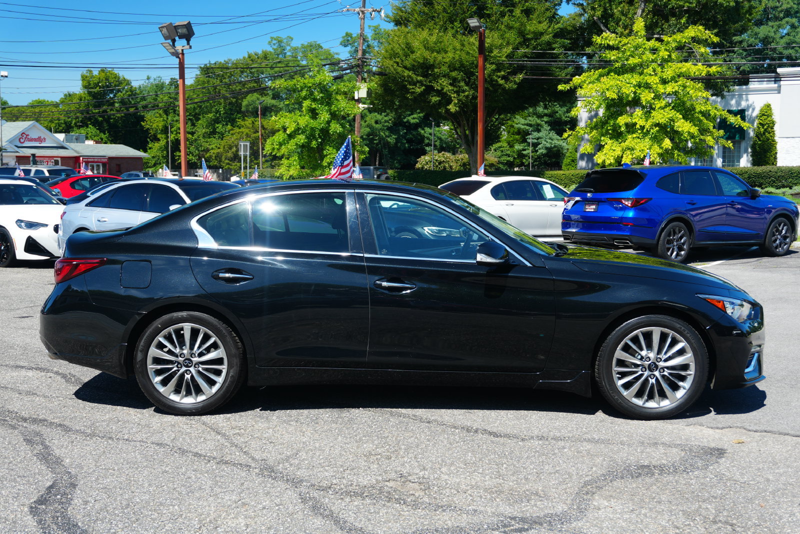 Used 2021 INFINITI Q50 Luxe w/ All Weather Package AWD/4WD image 4