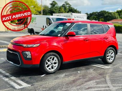 Used 2022 Kia Soul LX w/ Technology Package