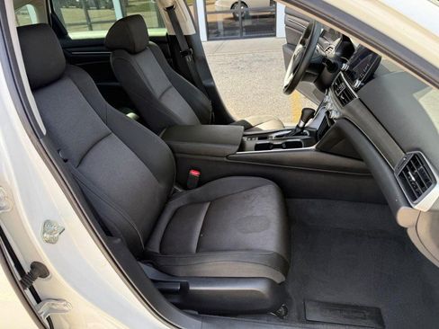 Used 2020 Honda Accord LX image 15