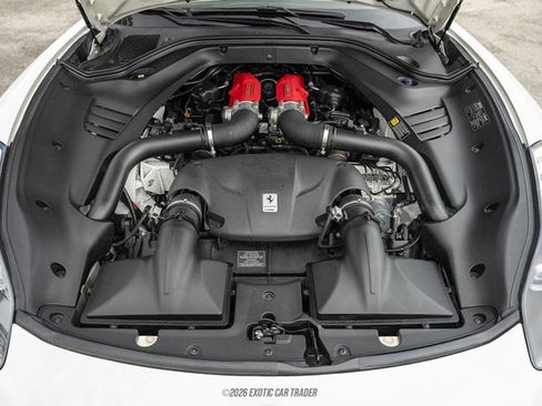 Used 2016 Ferrari California T image 23
