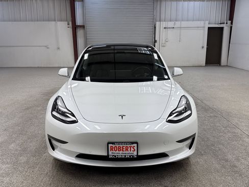 Used 2020 Tesla Model 3 Standard Range Plus image 33