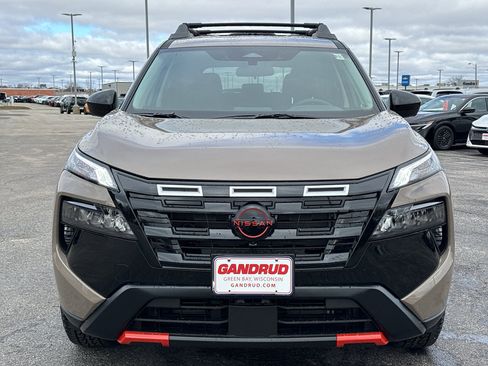 New 2026 Nissan Rogue SV AWD/4WD image 3