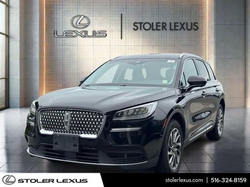 Used 2022 Lincoln Corsair AWD w/ Equipment Group 101A image 3