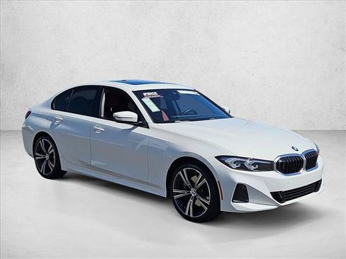 Used 2023 BMW 330i Sedan w/ Convenience Package RWD image 3