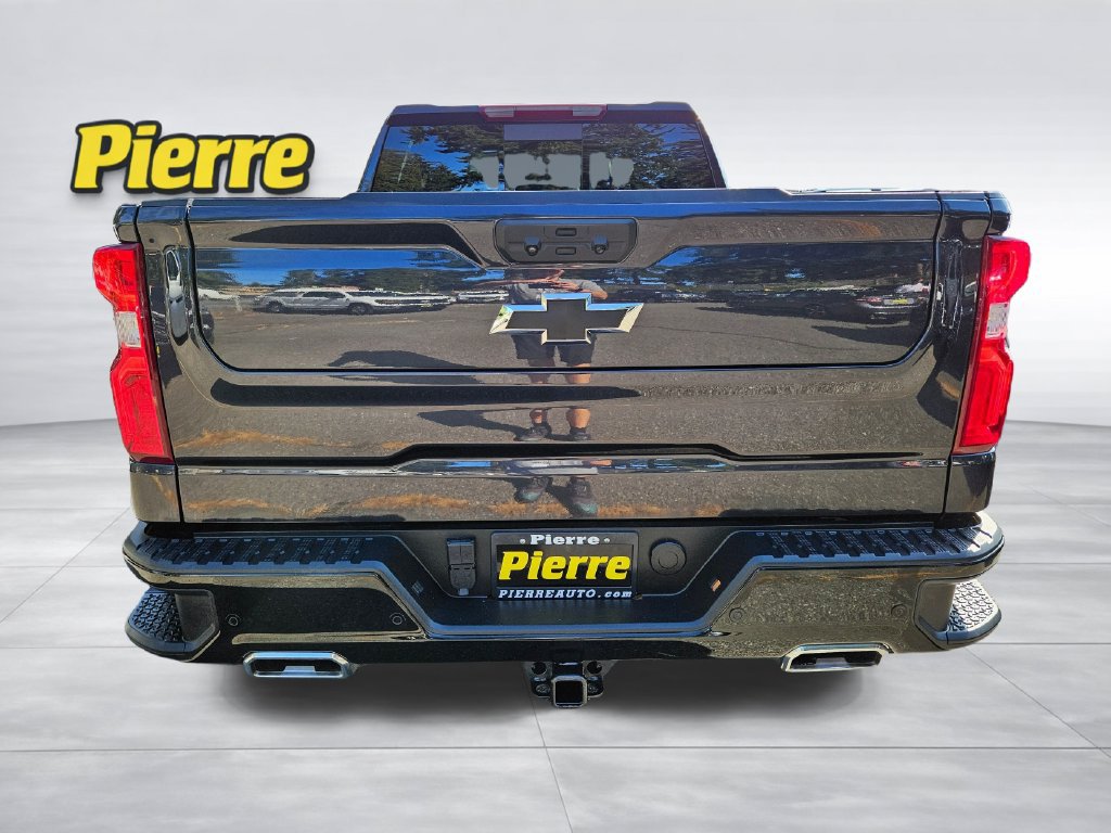 Used 2022 Chevrolet Silverado 1500 LT Trail Boss w/ LT Trail Boss Premium Package AWD/4WD image 4