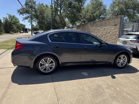 Used 2012 INFINITI G37 Journey w/ Premium Pkg RWD image 12
