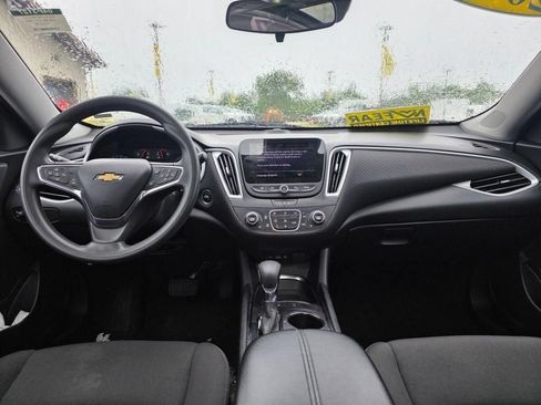 Used 2024 Chevrolet Malibu LT FWD image 16
