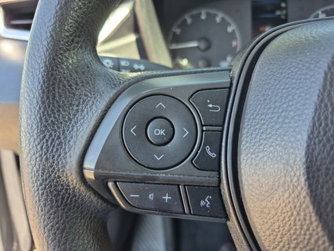 Used 2024 Toyota Corolla LE FWD image 27