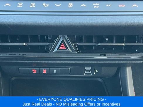 New 2025 Dodge Charger R/T w/ Quick Order Package 25M R/T image 17