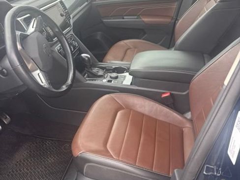 Used 2021 Volkswagen Atlas SEL Premium AWD/4WD image 8