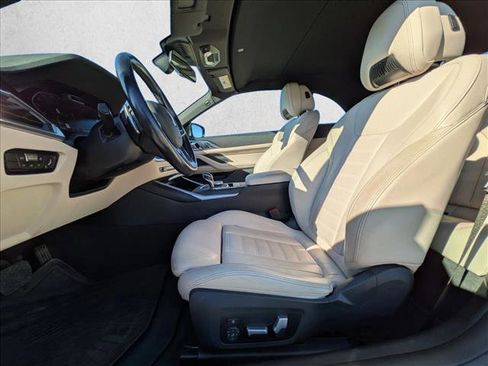 Used 2023 BMW 430i Convertible image 14