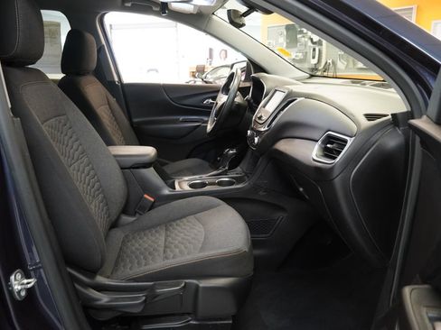 Used 2018 Chevrolet Equinox LT AWD/4WD image 37