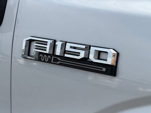 Used 2019 Ford F150 King Ranch w/ Equipment Group 601A Luxury AWD/4WD image 11