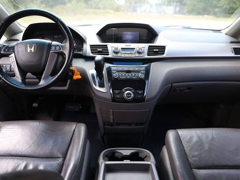Used 2011 Honda Odyssey EX-L image 21