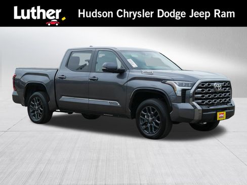Used 2026 Toyota Tundra Platinum AWD/4WD image 1