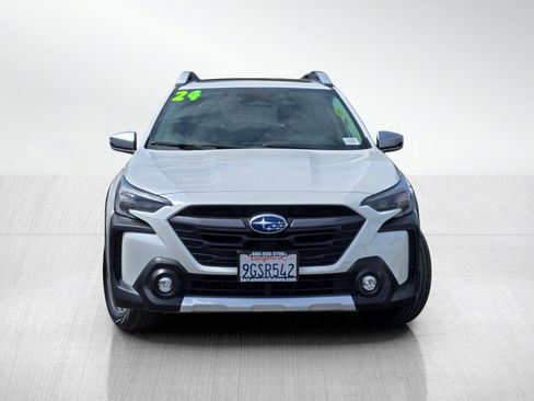Used 2024 Subaru Outback Touring XT AWD/4WD image 2