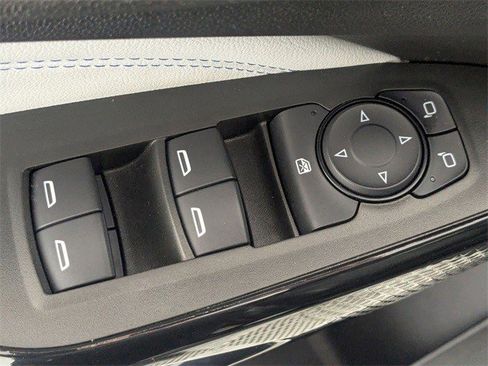 Certified 2024 Chevrolet Trax LT image 12