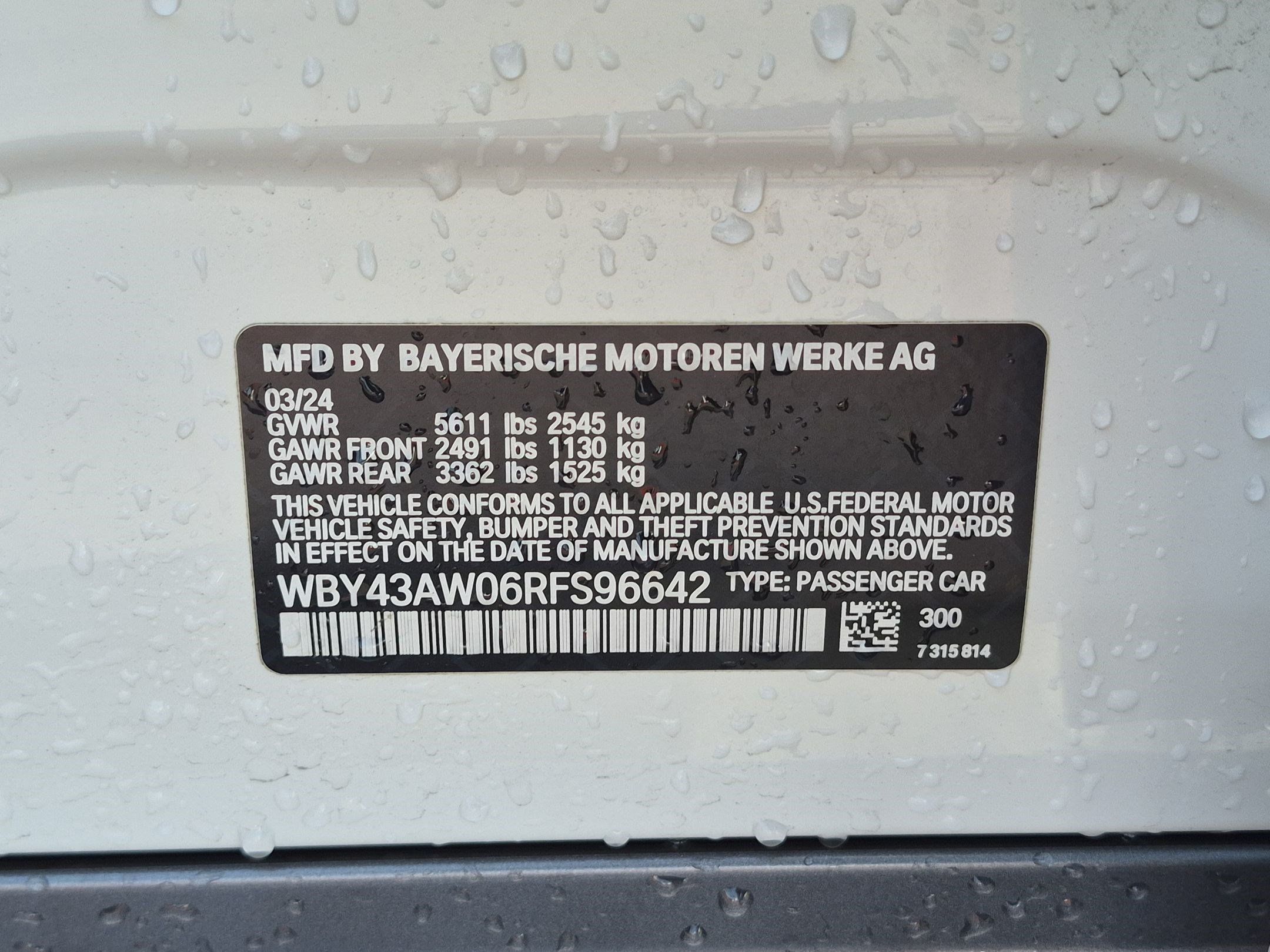 Certified 2024 BMW i4 eDrive35 w/ Premium Package RWD image 32