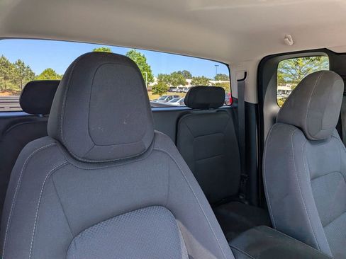 Used 2018 Chevrolet Colorado LT image 20