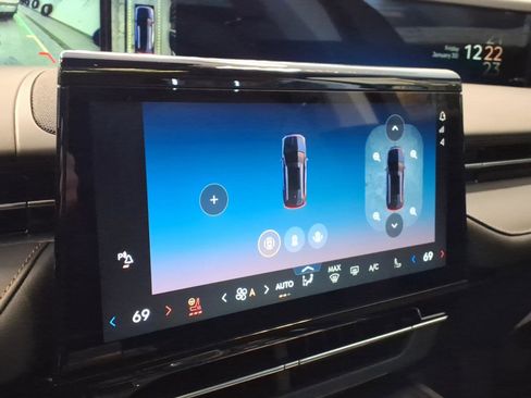 New 2026 Lincoln Nautilus Premier w/ Equipment Group 102A image 17