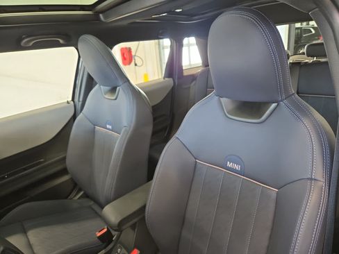 Used 2025 MINI Cooper S FWD image 28