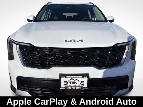 Used 2025 Kia Sorento S image 9