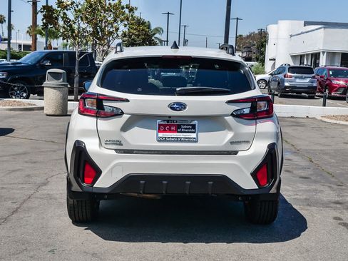 Used 2024 Subaru Crosstrek 2.0i Premium AWD/4WD image 5