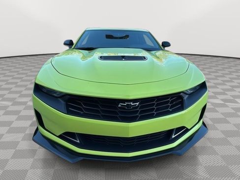 Used 2021 Chevrolet Camaro LT w/ RS Package image 8