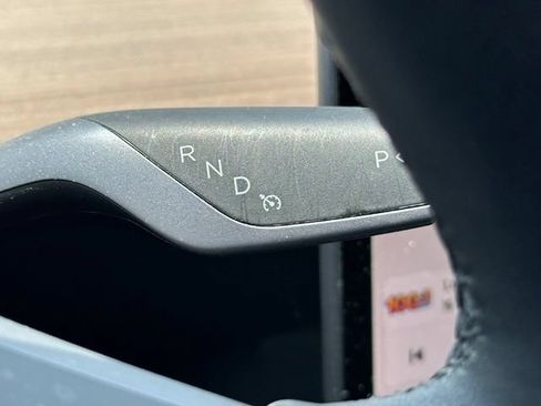 Used 2023 Tesla Model 3 Standard Range RWD image 17