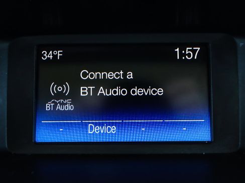 Used 2017 Ford Focus SE image 8