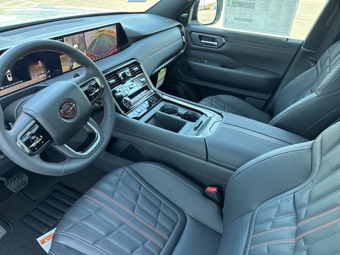 New 2026 Nissan Armada PRO-4X AWD/4WD image 10
