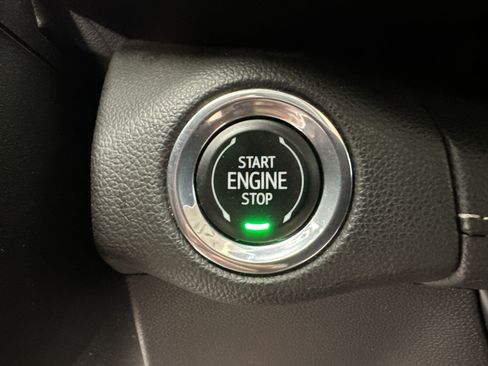 Used 2023 Buick Envision Preferred w/ Sport Touring Package AWD/4WD image 24