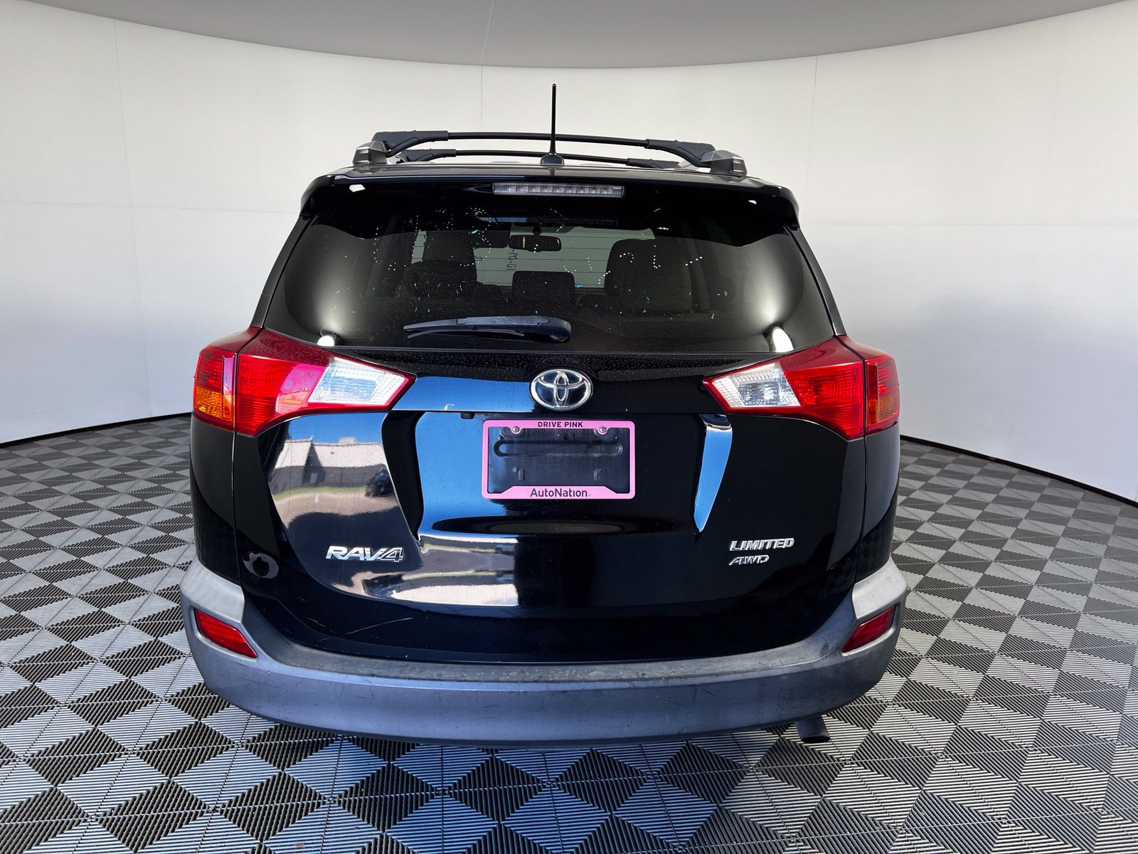 Used 2013 Toyota RAV4 Limited AWD/4WD image 6