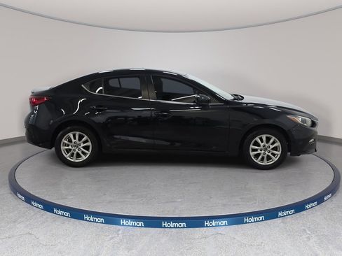 Used 2014 MAZDA MAZDA3 i Touring w/ Moonroof Package 1 FWD image 5