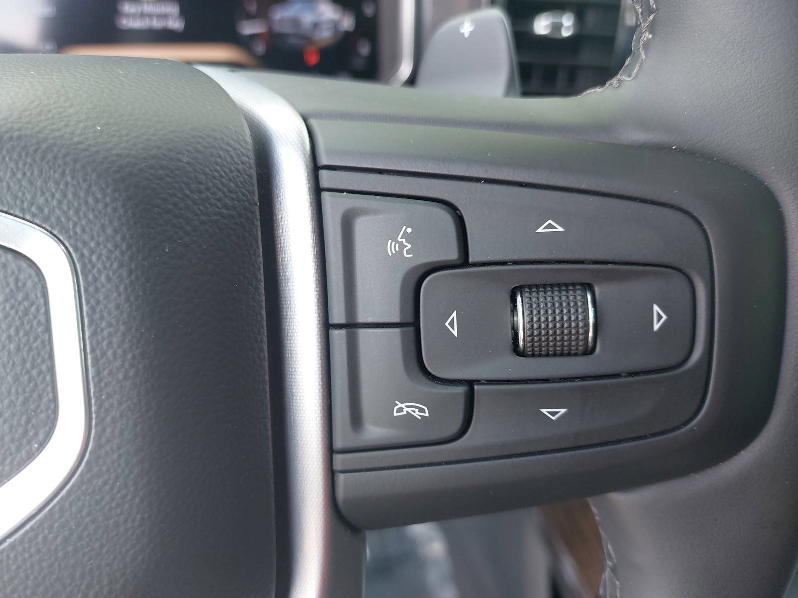 Used 2026 GMC Sierra 1500 Elevation w/ Elevation Premium Package AWD/4WD image 18