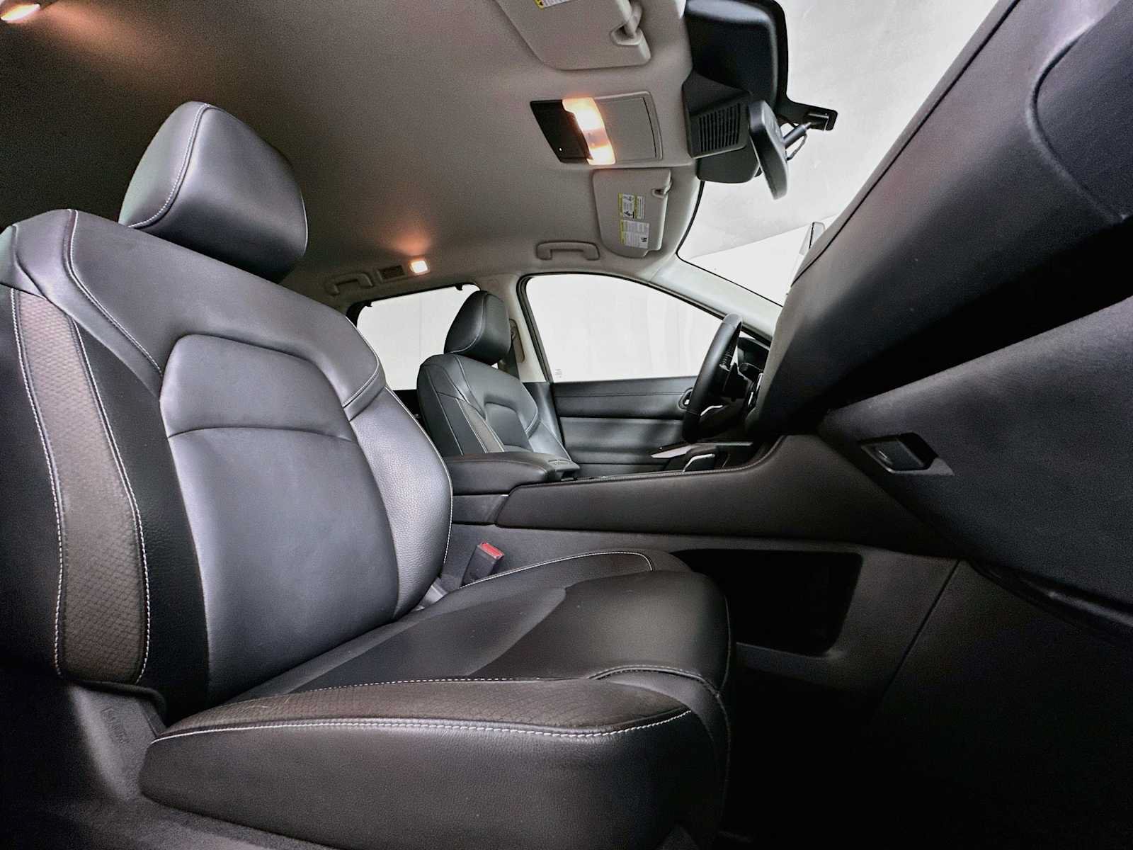 Used 2022 Nissan Pathfinder SL AWD/4WD image 28
