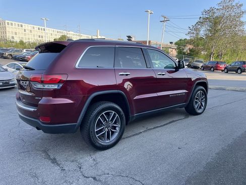 Used 2020 Jeep Grand Cherokee Limited w/ Premium Lighting Group AWD/4WD image 8