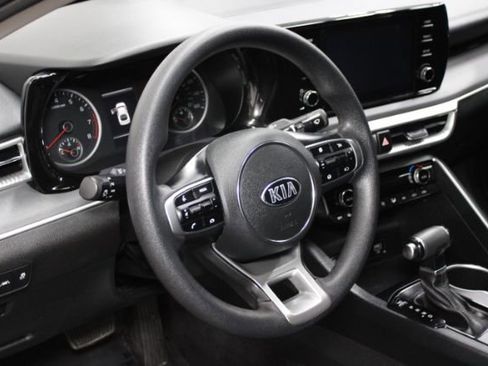 Used 2021 Kia K5 LXS image 13