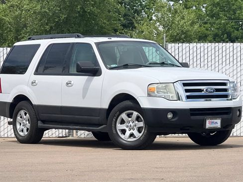 Used 2012 Ford Expedition XL w/ HD Trailer Tow Pkg AWD/4WD image 2
