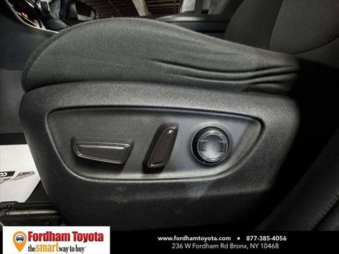 Certified 2025 Toyota RAV4 XLE AWD/4WD image 18