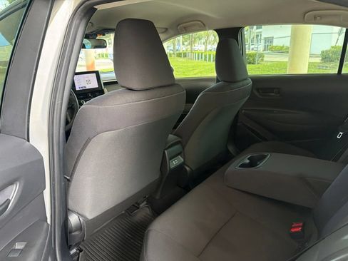Used 2023 Toyota Corolla LE FWD image 33