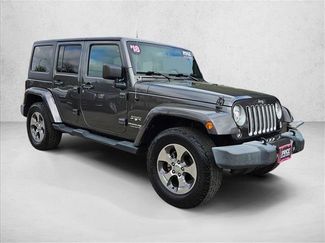 Used 2018 Jeep Wrangler Unlimited Sahara w/ Connectivity Group AWD/4WD video 3