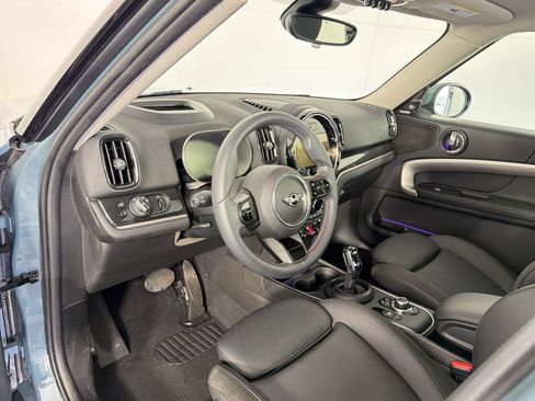 Used 2024 MINI Cooper Countryman S FWD image 3