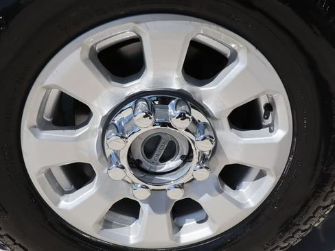Used 2023 Ford F250 XLT w/ FX4 Off-Road Package AWD/4WD image 45